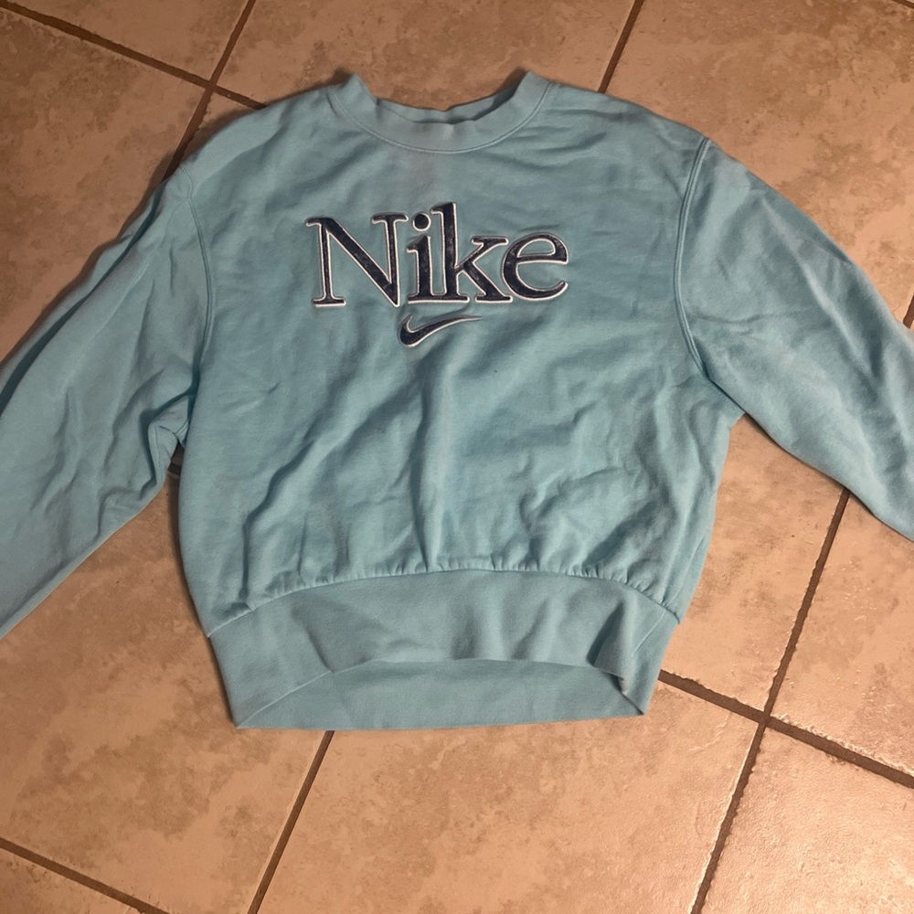 Vintage early 2000s Nike hoodie